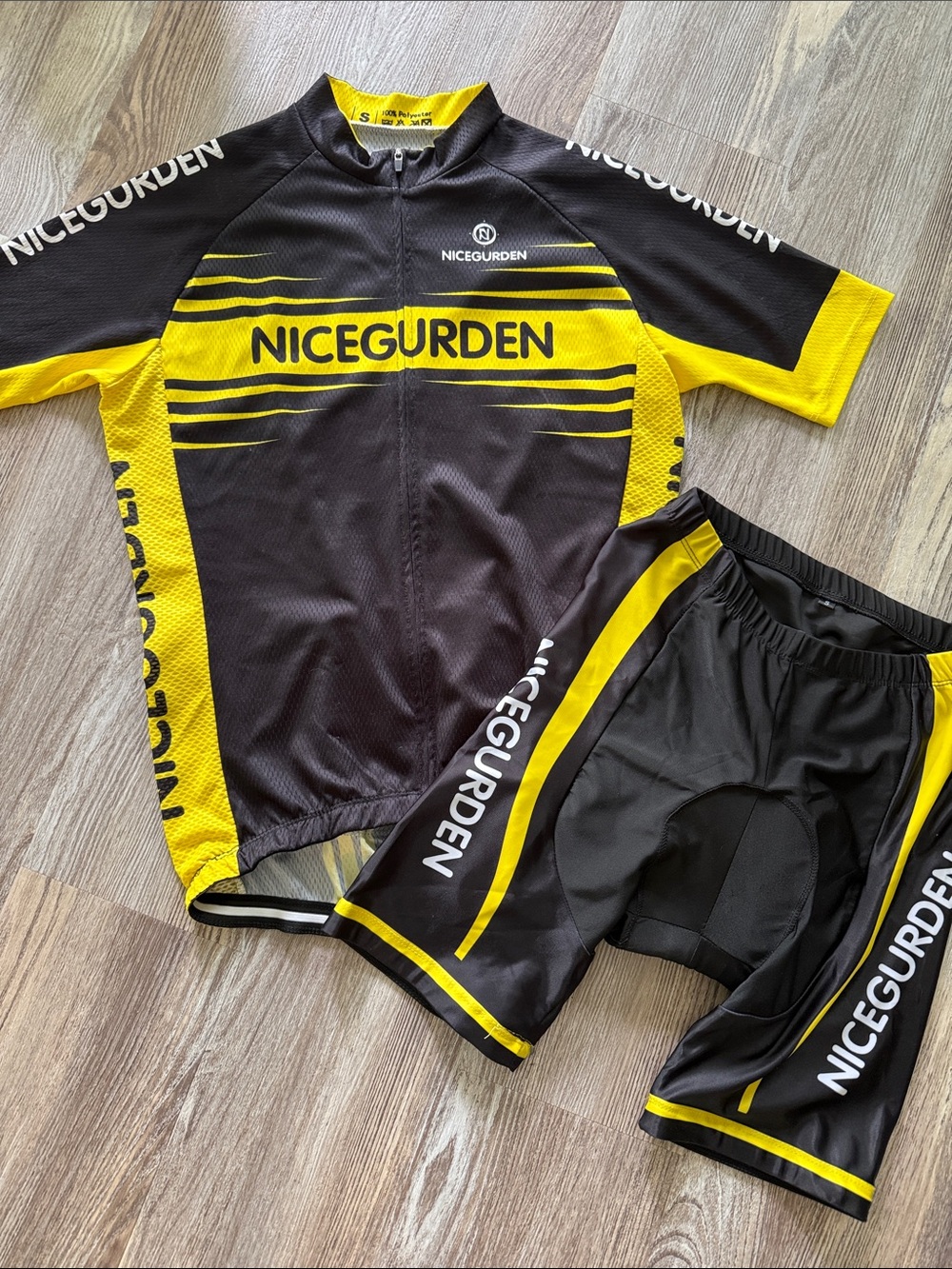 Men’s Yellow & Black Cycling Jersey and Shorts Set